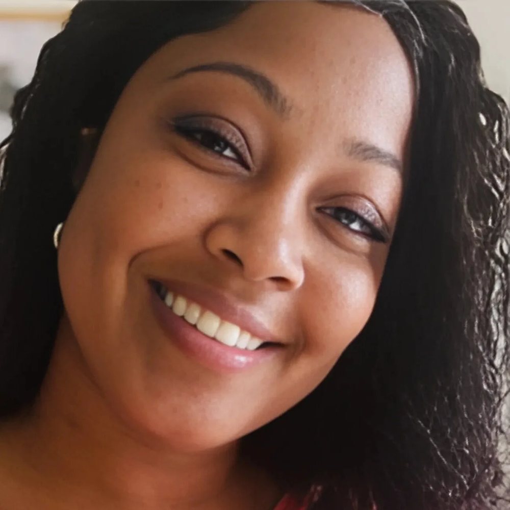 Akiea, founder and baker of Southern Sweet Palate